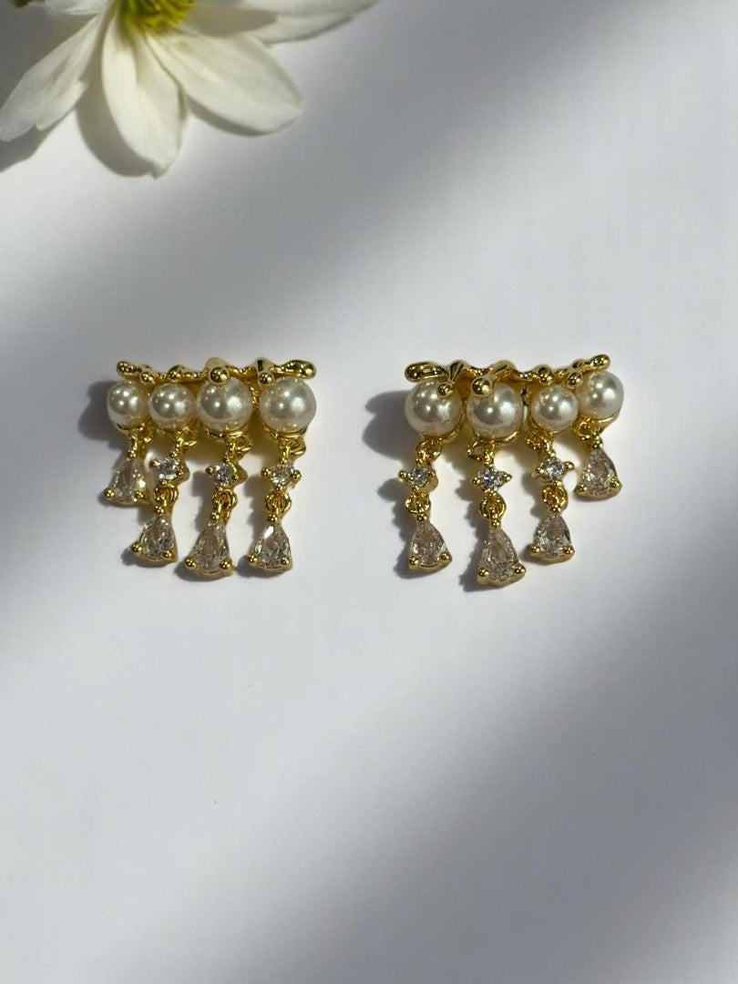 GOLDEN PEARL DIAMOND JOEL EARRINGS