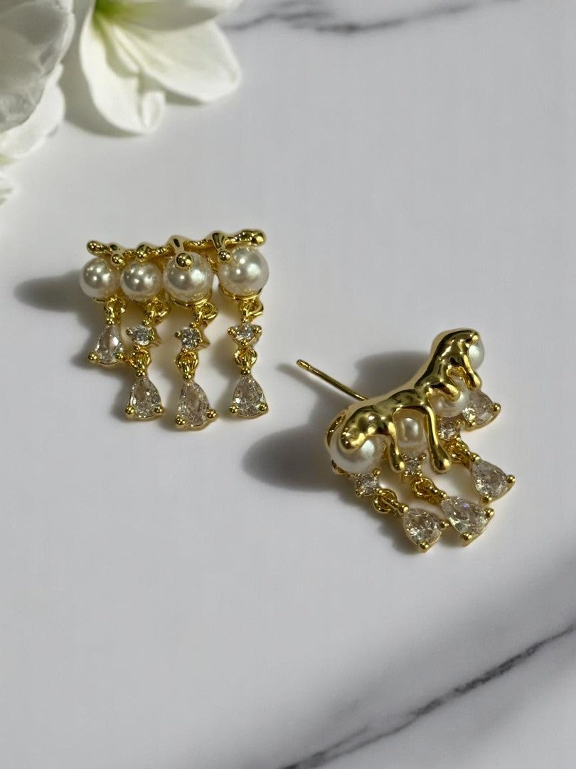 GOLDEN PEARL DIAMOND JOEL EARRINGS