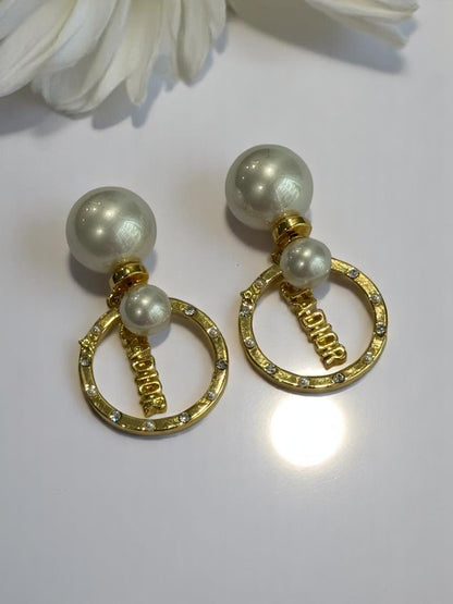 GOLDEN PEARL JADIOR BRODY EARRINGS