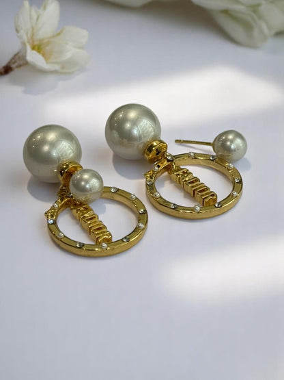 GOLDEN PEARL JADIOR BRODY EARRINGS