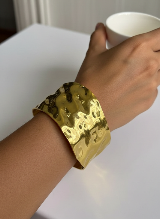 GOLDEN MALAKAI BRACELET (CUFF)