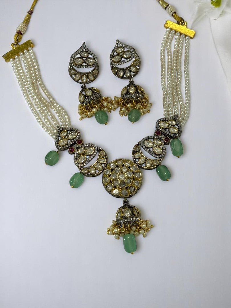 GREEN PEARL ABHIPRITI JEWELLERY SET