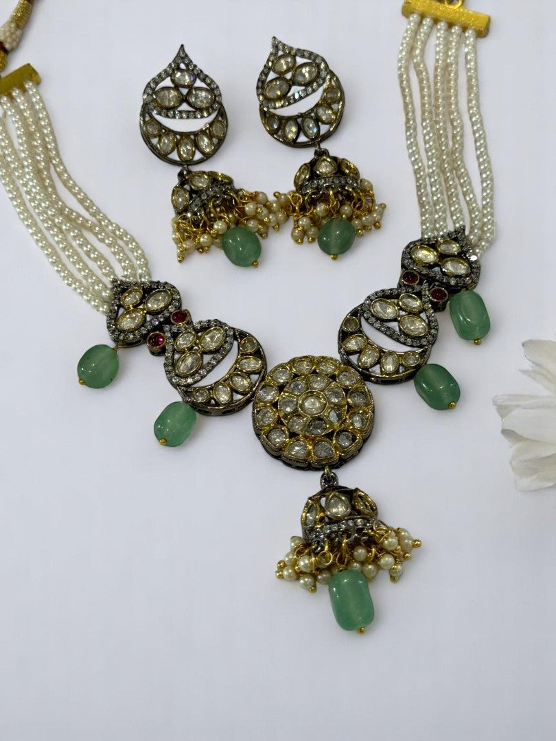 GREEN PEARL ABHIPRITI JEWELLERY SET