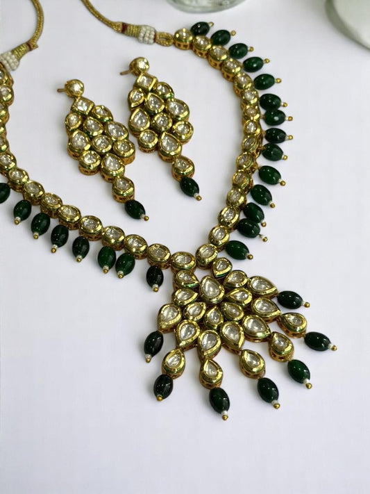 GOLDEN ABHILAKSHI JEWELLERY SET