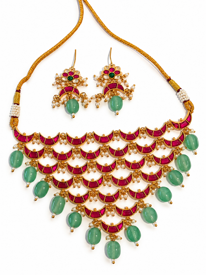 MAGENTA TULSI HERITAGE JEWELLERY SET