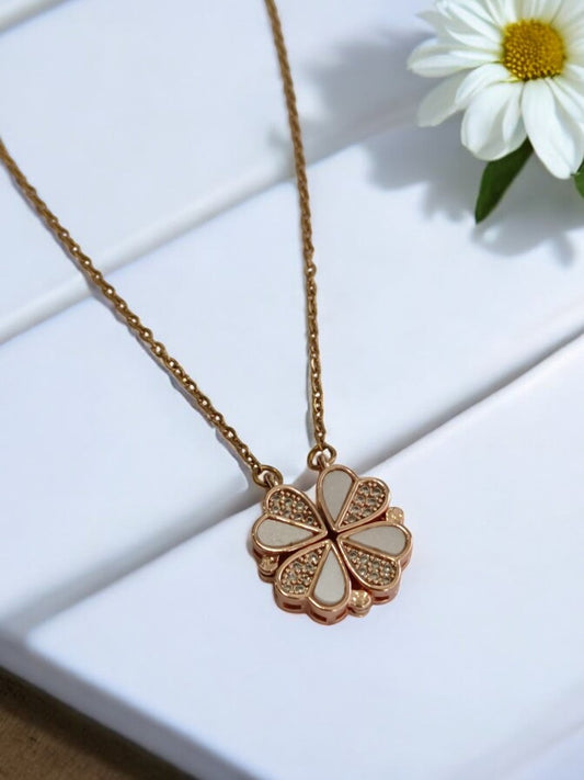 ROSE GOLD CHAIN WITH MAGNATIC DIAMOND HEART 