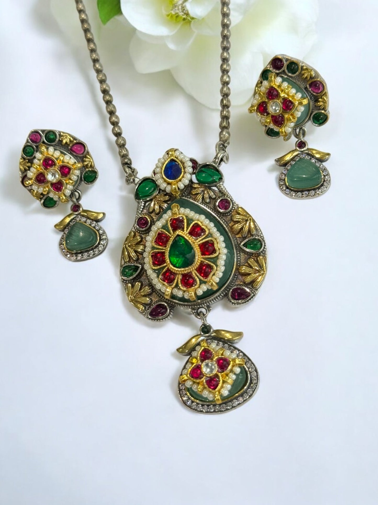 MULTI BHAVISHI GERMAN SILVER JEWELLERY SET