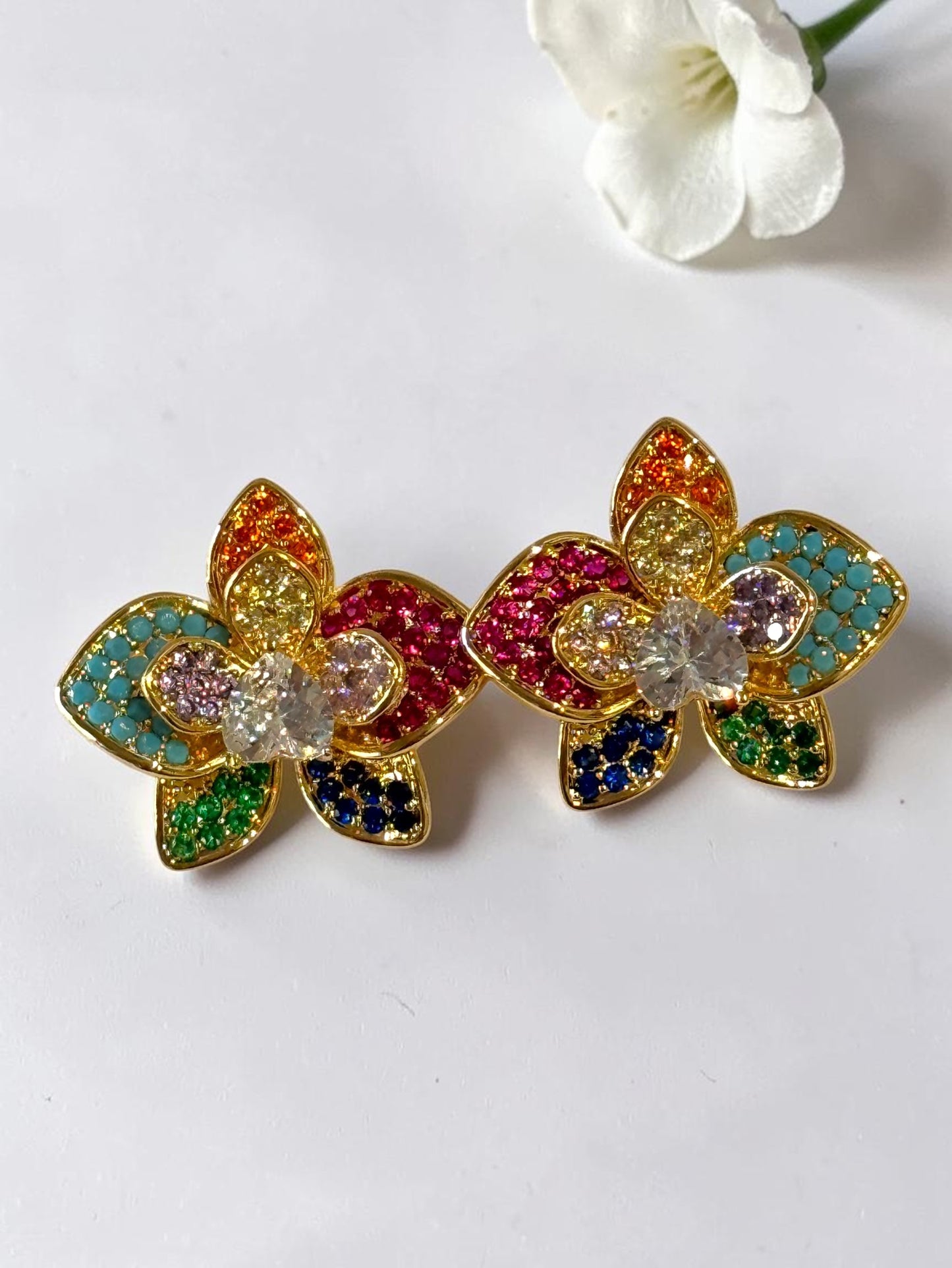 MULTI DIAMOND FLORAL KATHRY EARRINGS