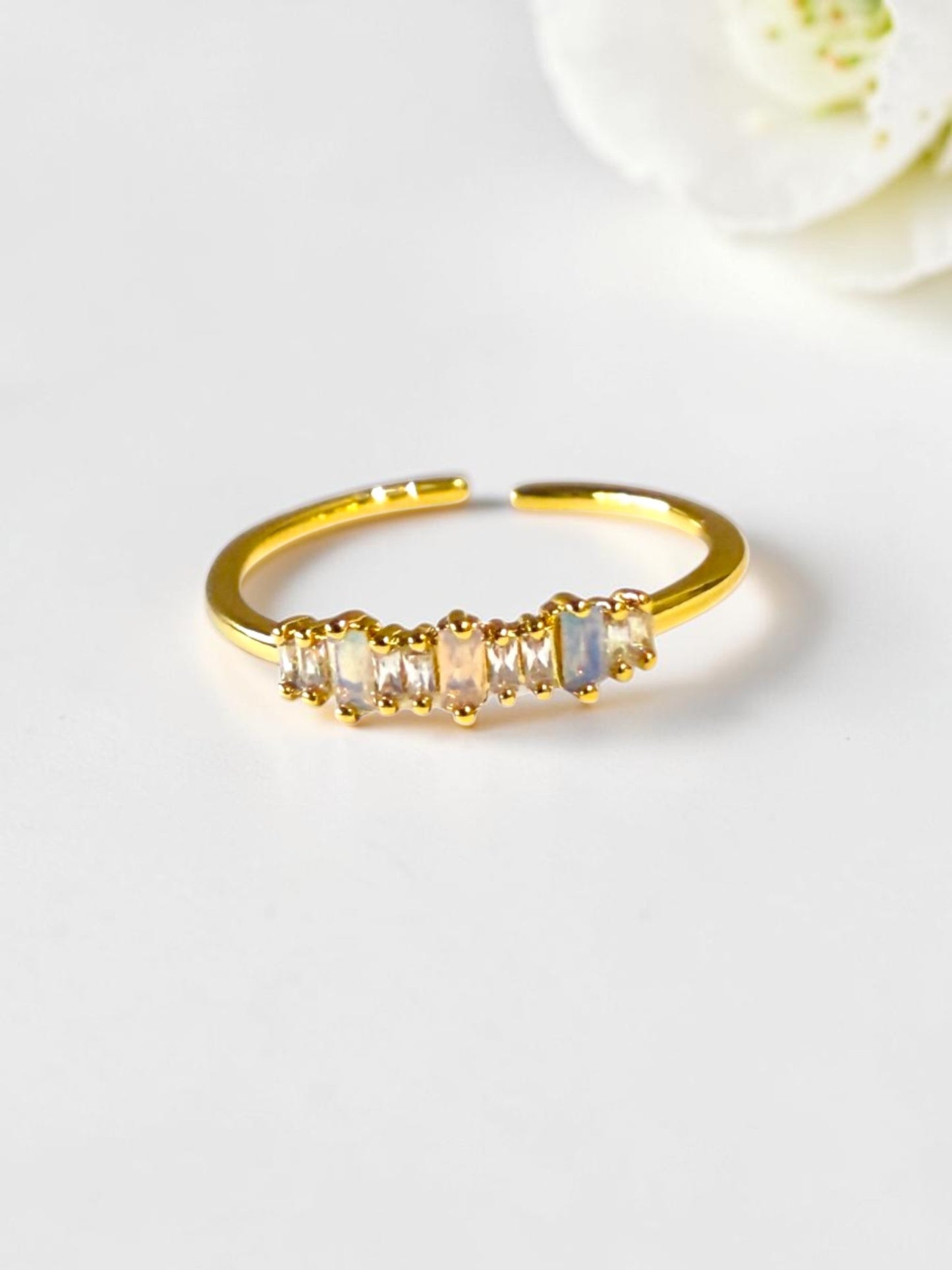 MULTI DIAMOND KIYANA RING