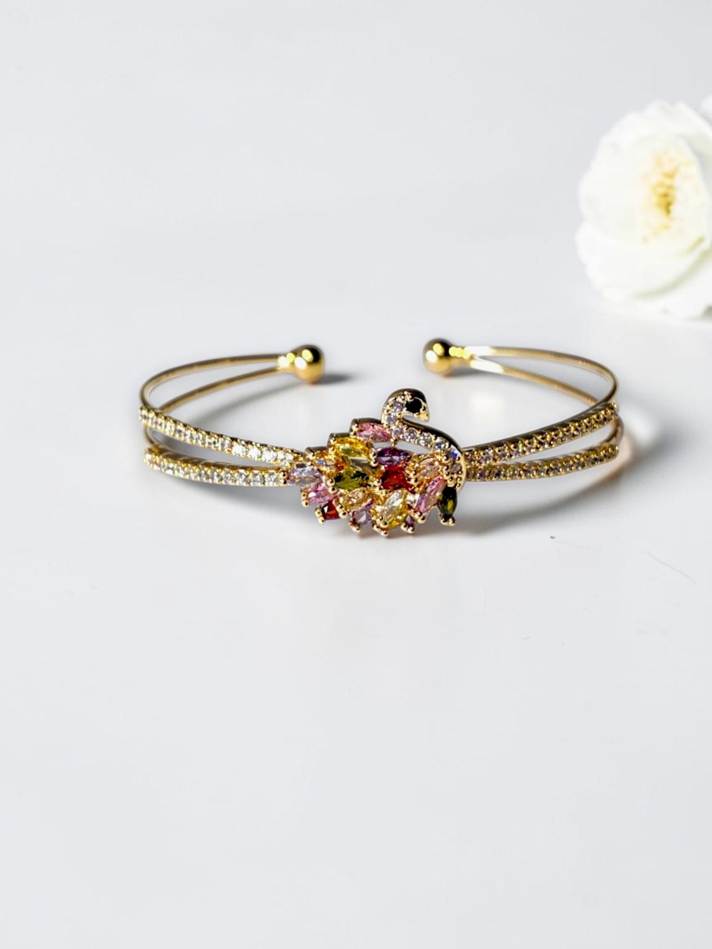 MULTI DIAMOND SWAAN ELSIE BRACELET (CUFF)