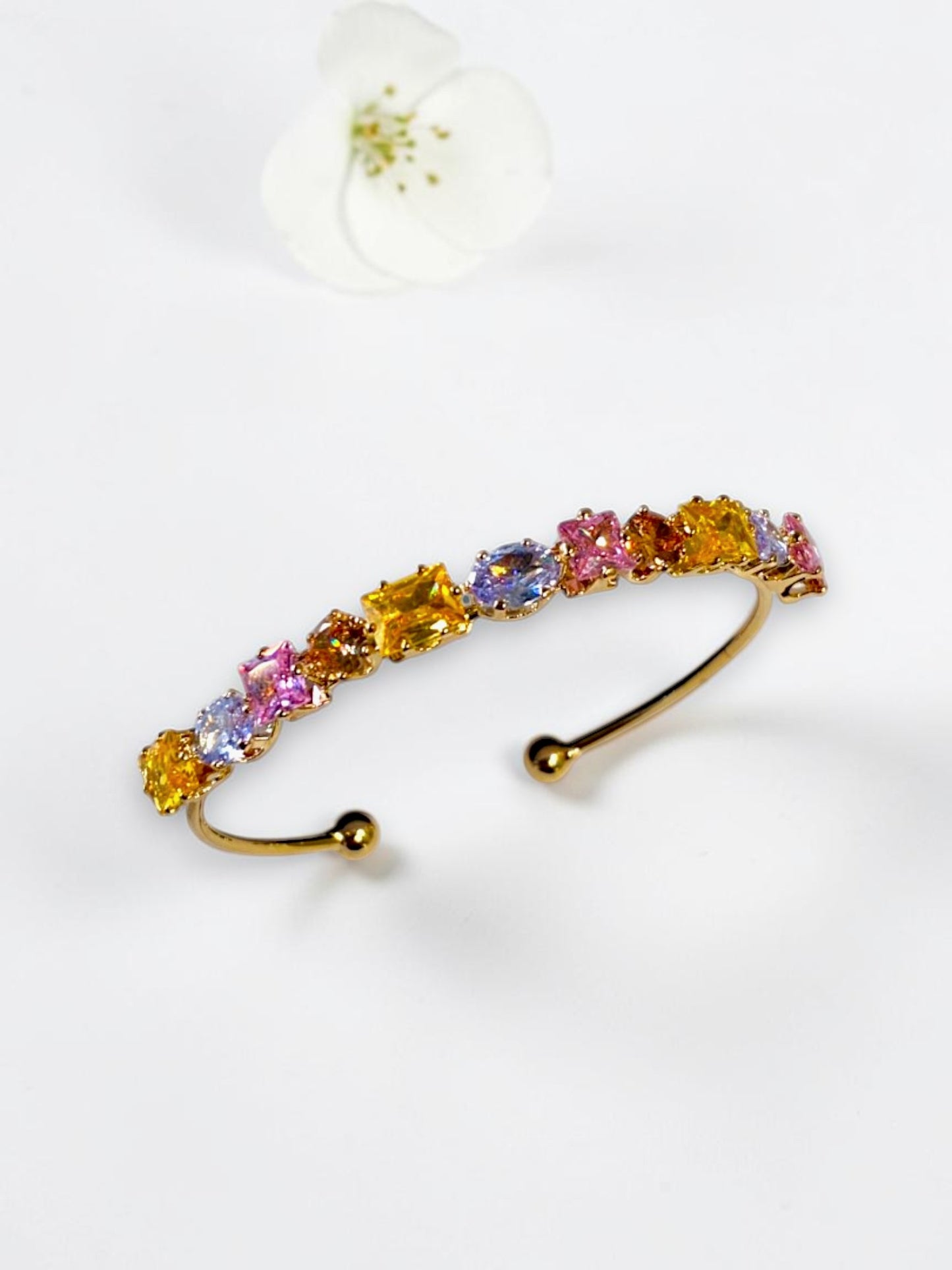 MULTI SQUARE DIAMOND ELANIE BRACELET (CUFF)