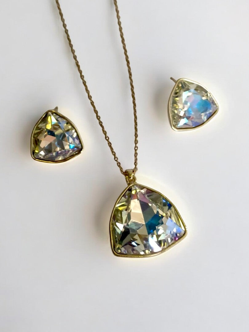 18K GOLD PLATED REFLECTION STONE WITH MATCHING EARRING