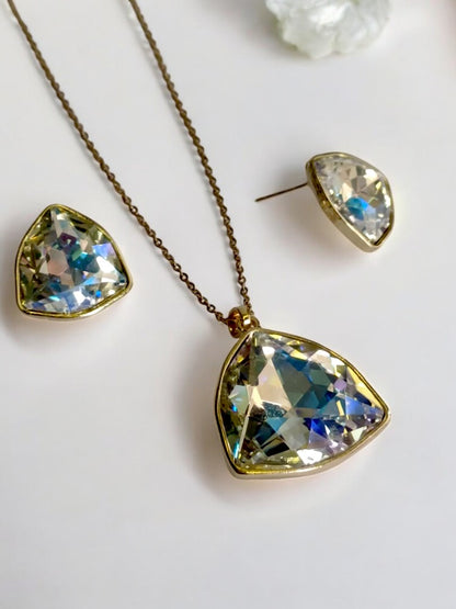 18K GOLD PLATED REFLECTION STONE WITH MATCHING EARRING