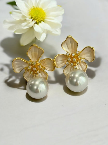 OFF-WHITE PEARL REMING EARRINGS