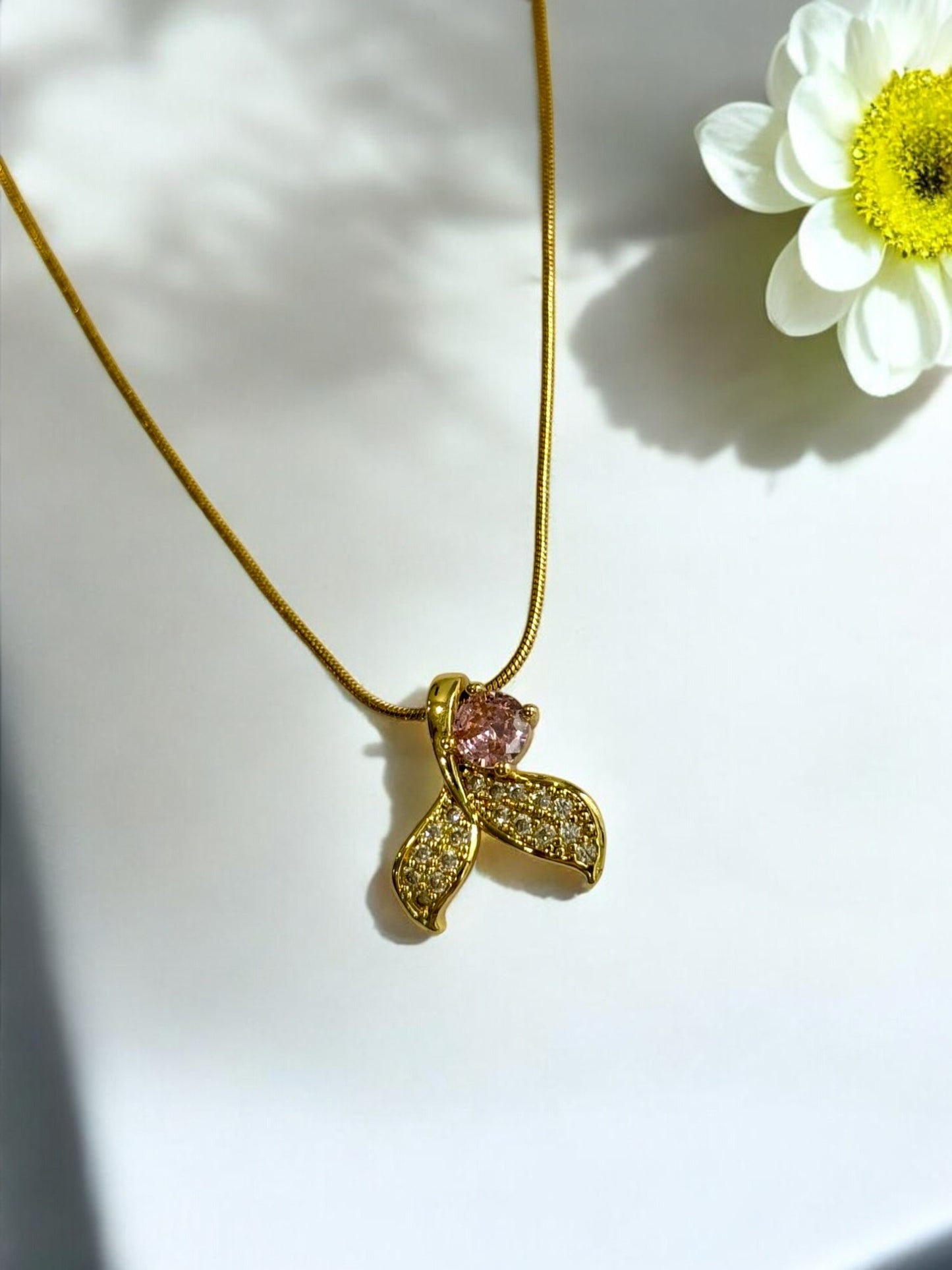 PINK DIAMOND RODRIGO NECKLACE