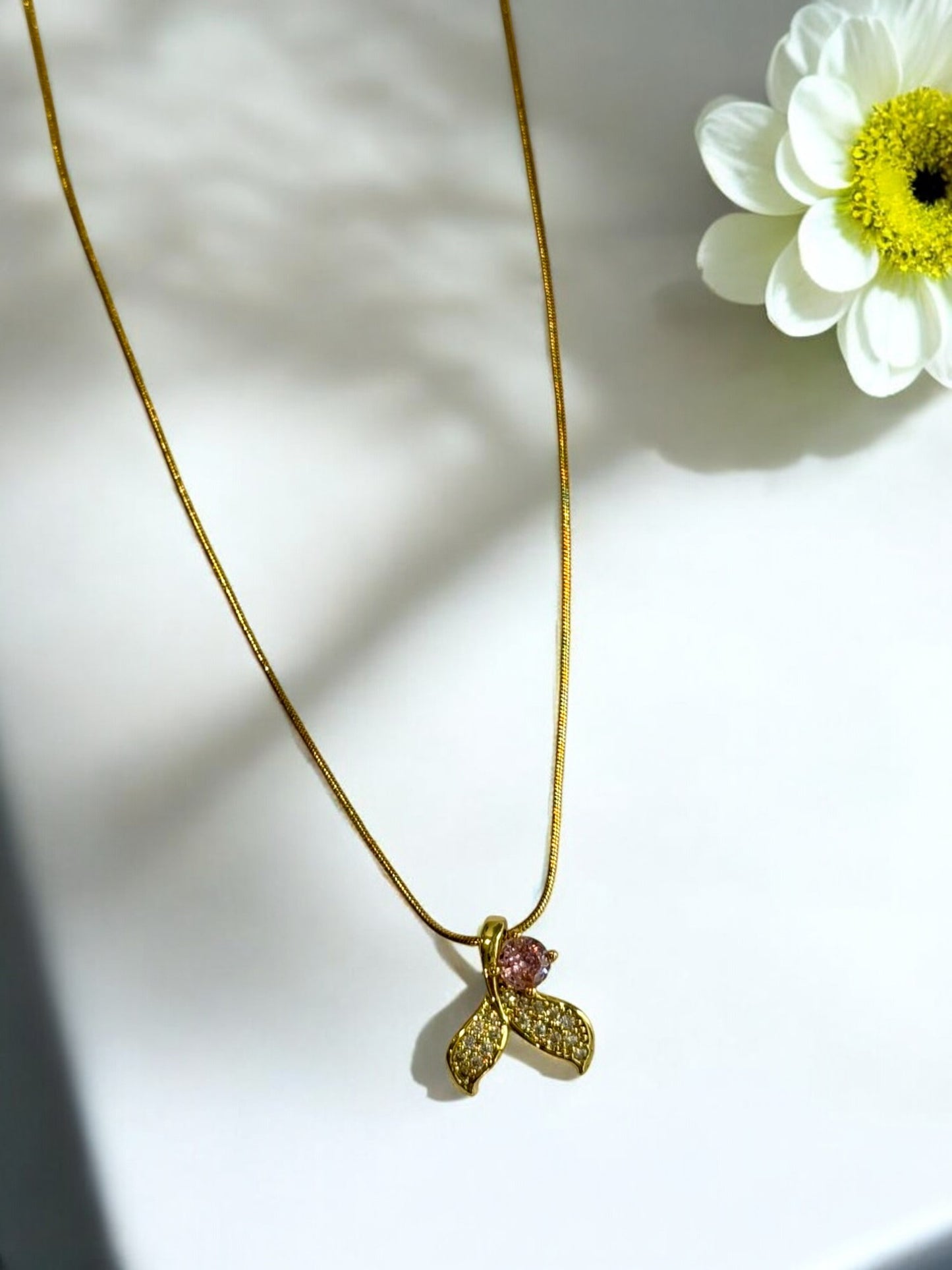 PINK DIAMOND RODRIGO NECKLACE
