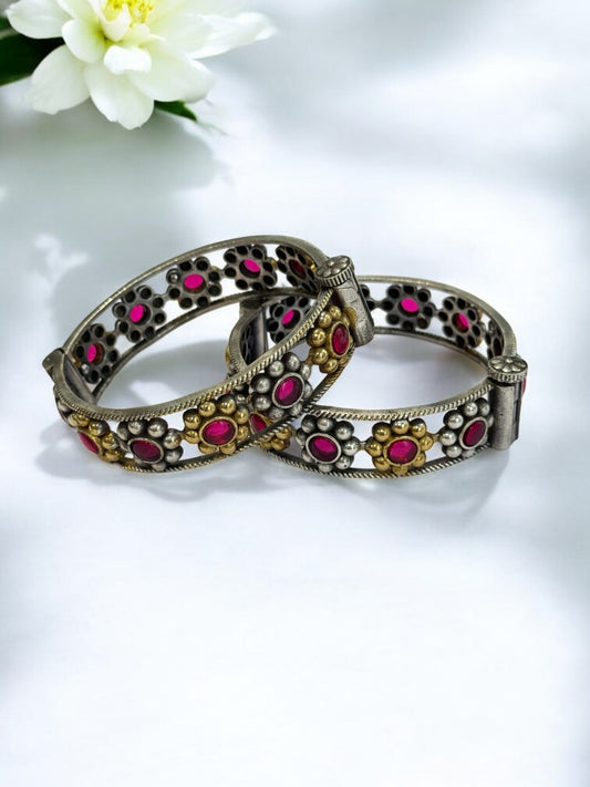 PINK KIHU GERMAN SILVER BANGLE