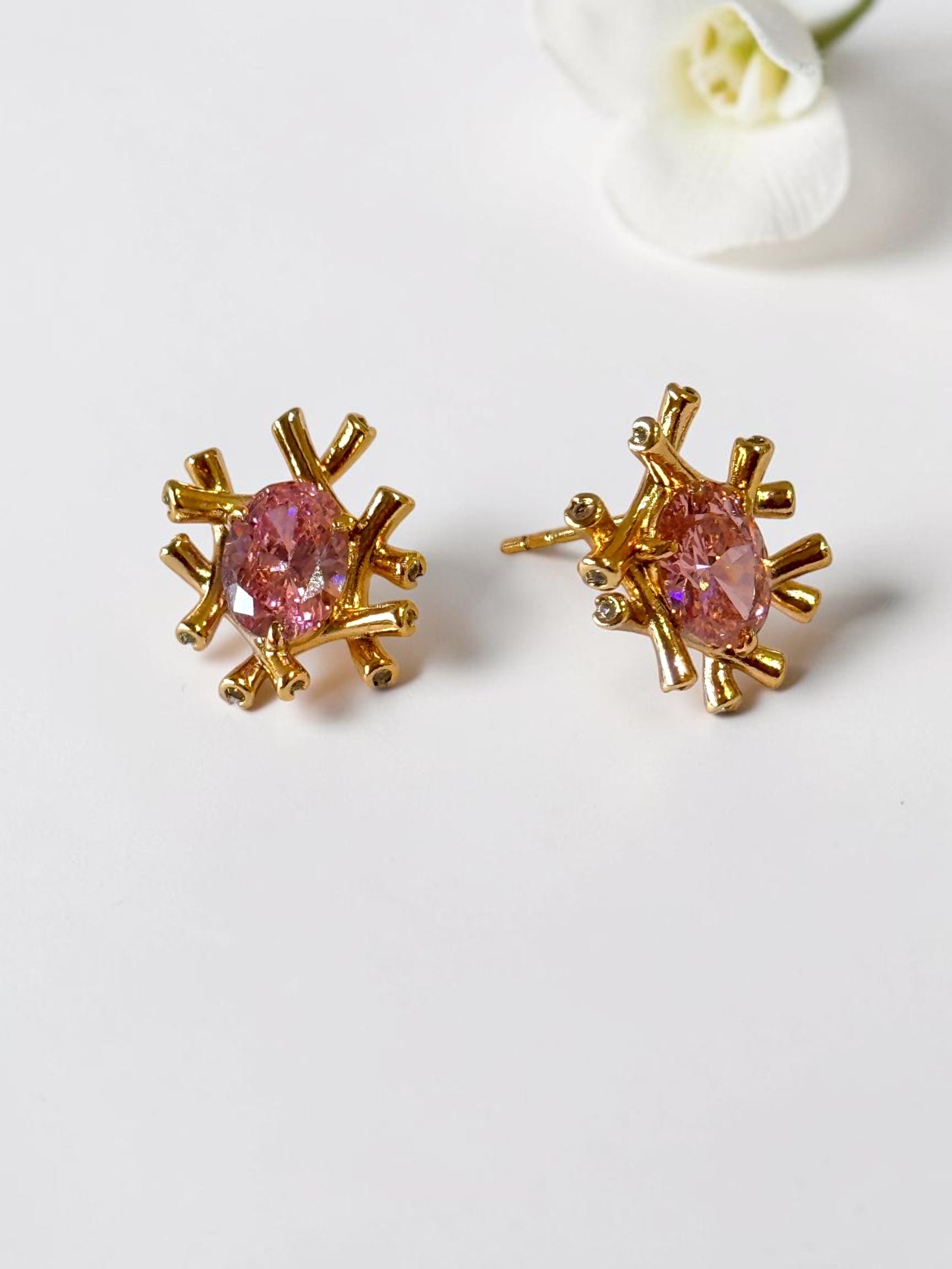PINK OVAL DIAMOND GERRETT EARRINGS