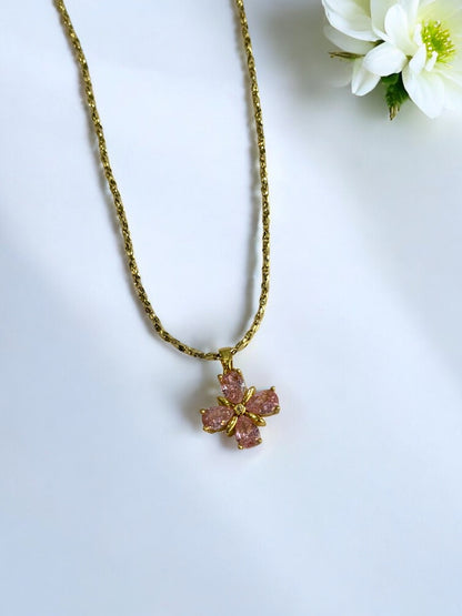 PINK DIAMOND LIUKA NECKLACE