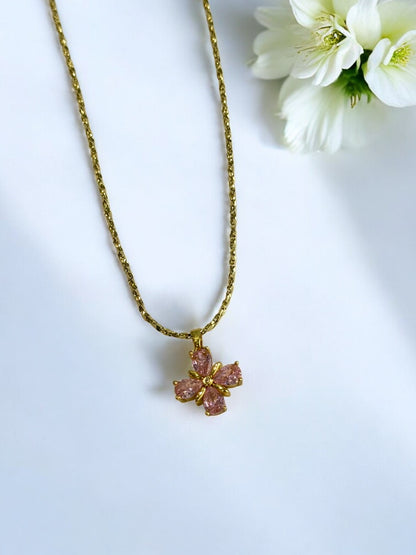PINK DIAMOND LIUKA NECKLACE