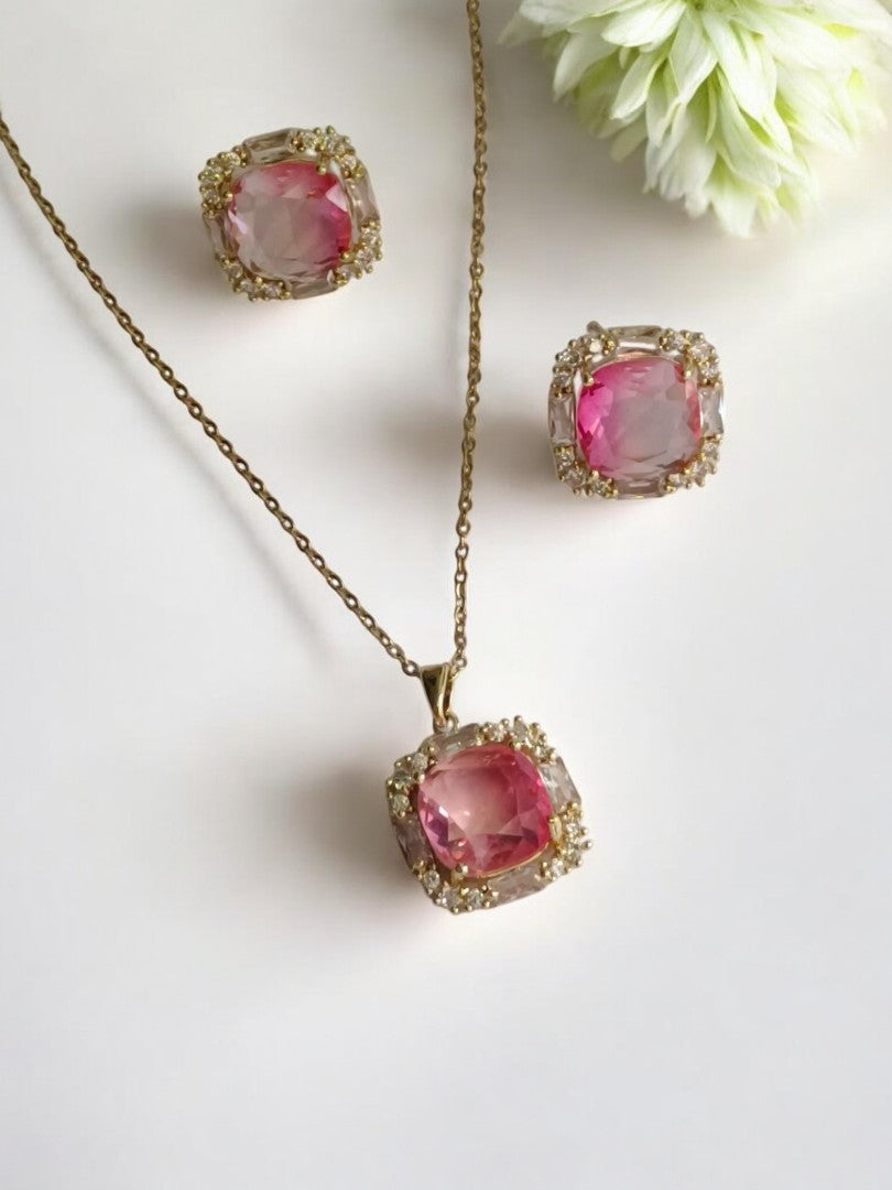 18K GOLD PLATED CHAIN WITH PINK STONE AND DIAMOND NECKLACE SET