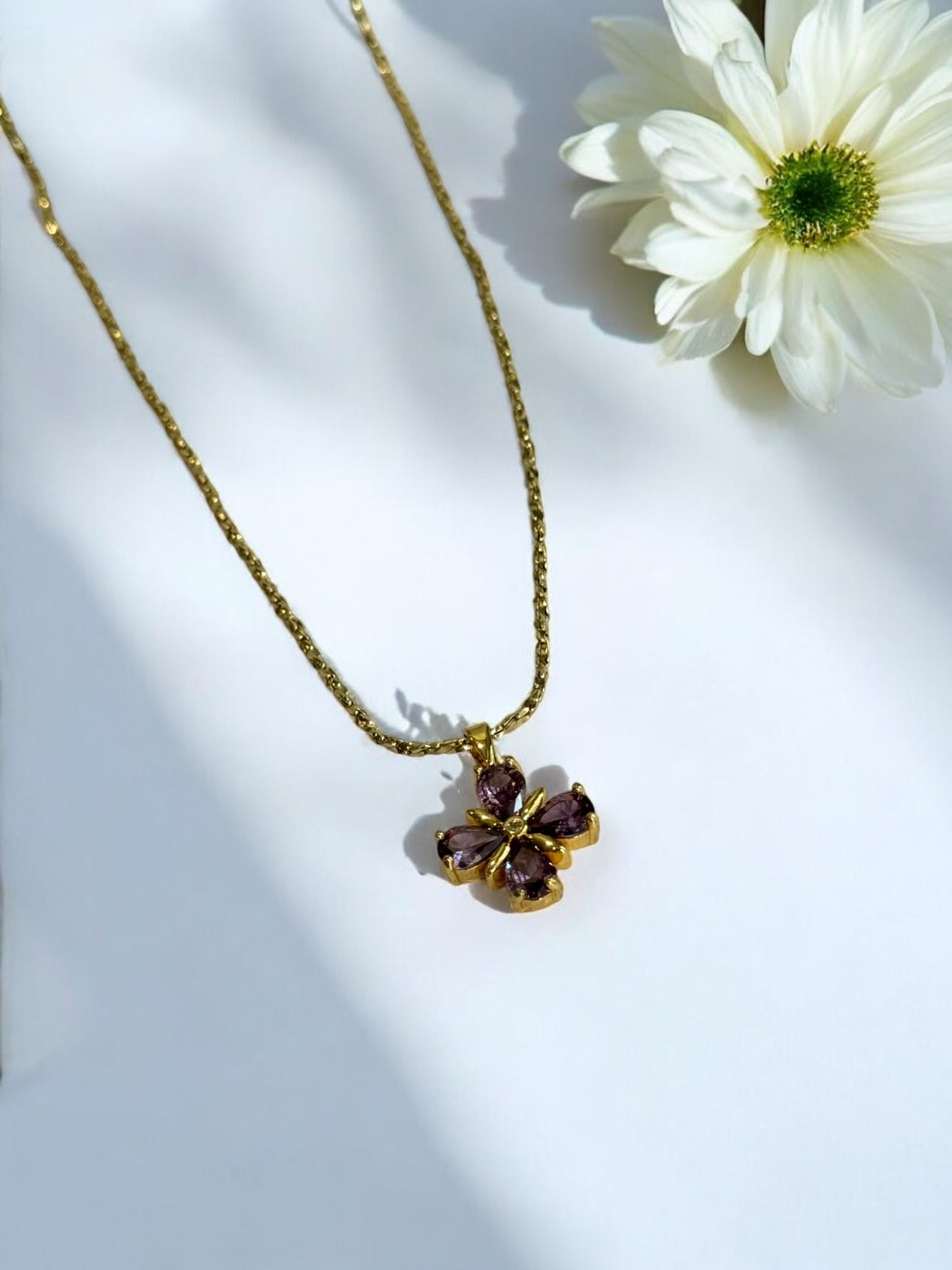 PURPLE DIAMOND LIUKA NECKLACE