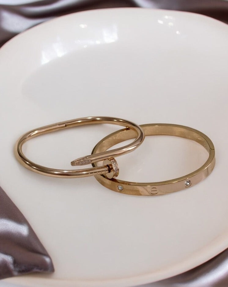 ROSE GOLD DIAMOND NAIL AND CARTIER LUXURY BRAND
