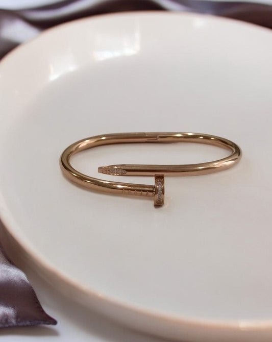 ROSE GOLD NAIL DIAMOND TRENDY BRACELET