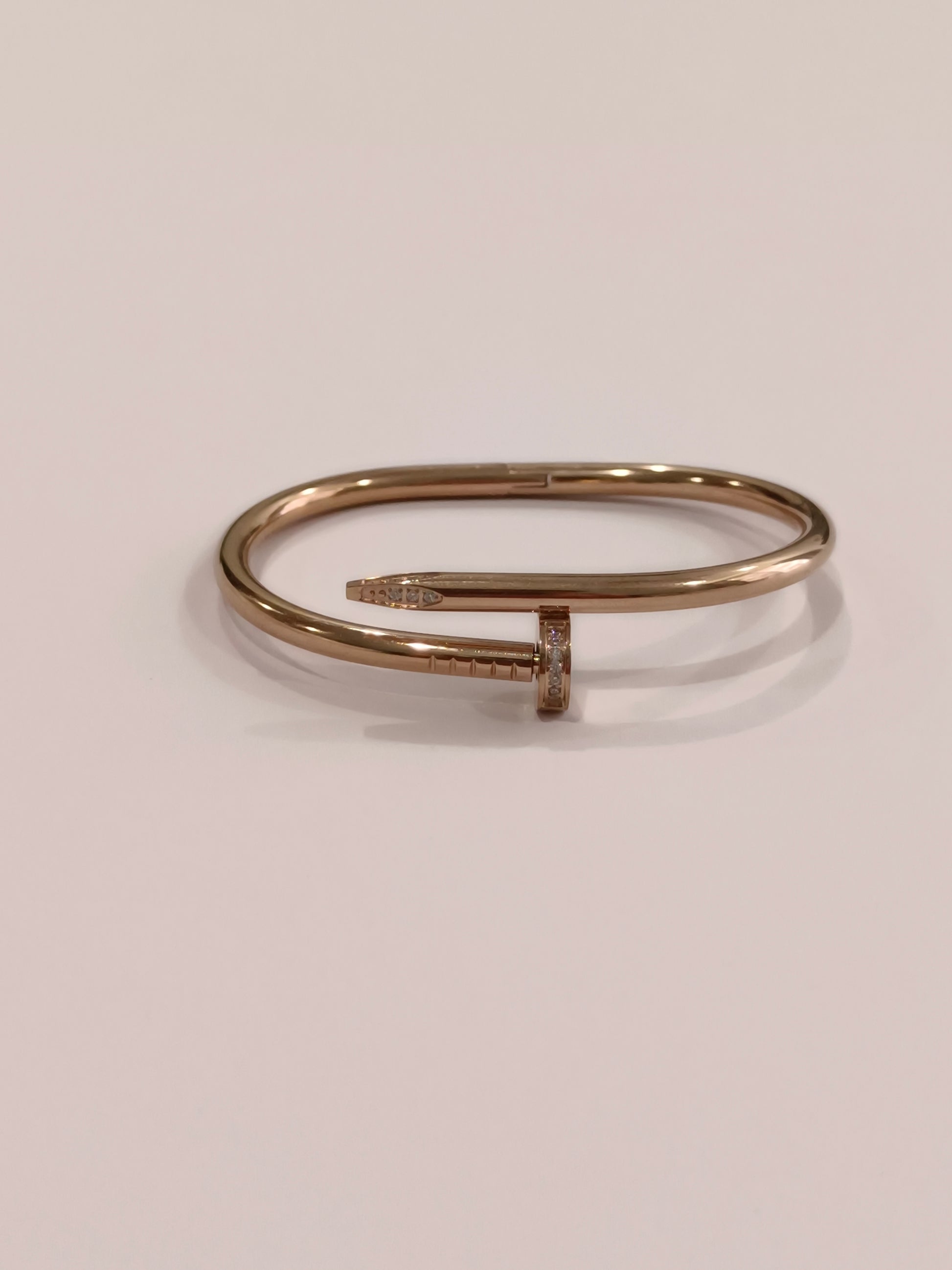 ROSE GOLD NAIL DIAMOND TRENDY BRACELET