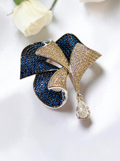 ROYAL BLUE GRACY BROOCH