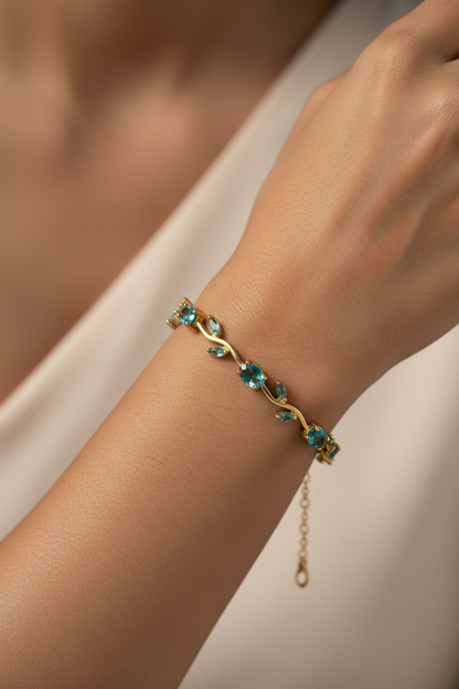 SEA BLUE DIAMOND ALTON TULIP BRACELET