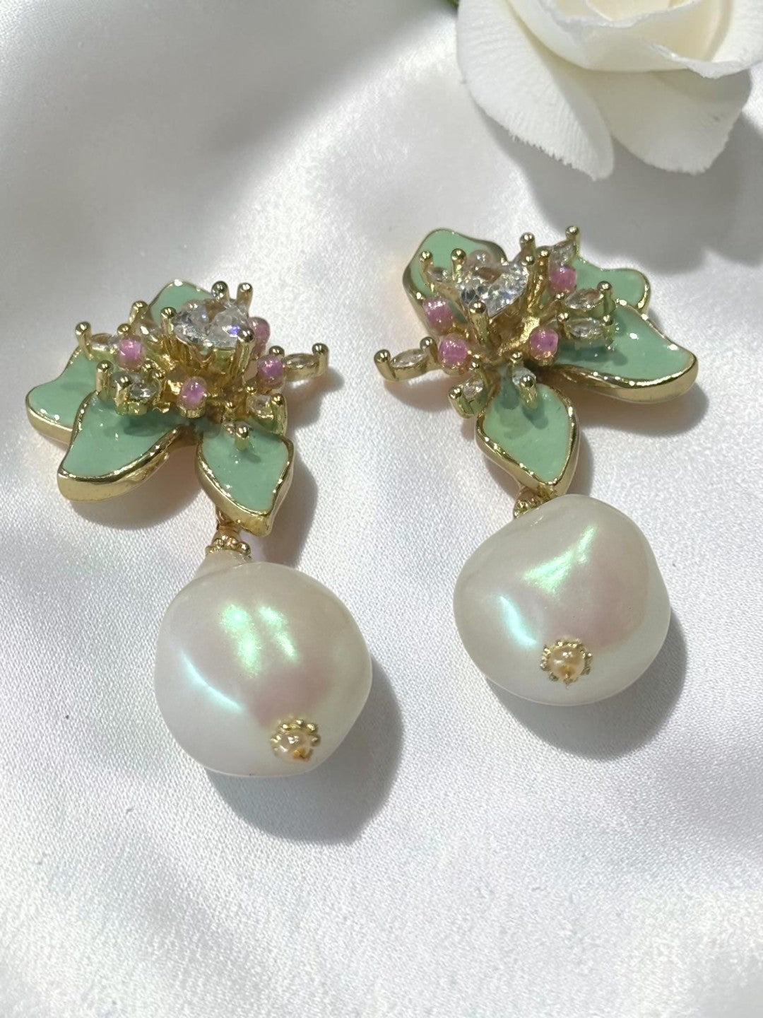 SEA GREEN EMILIA EARRINGS