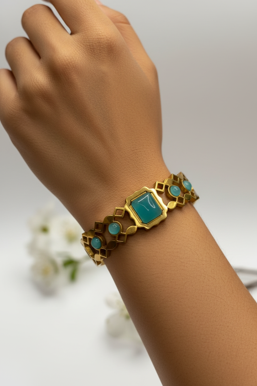SEA GREEN STONE EKSHA BRACELET
