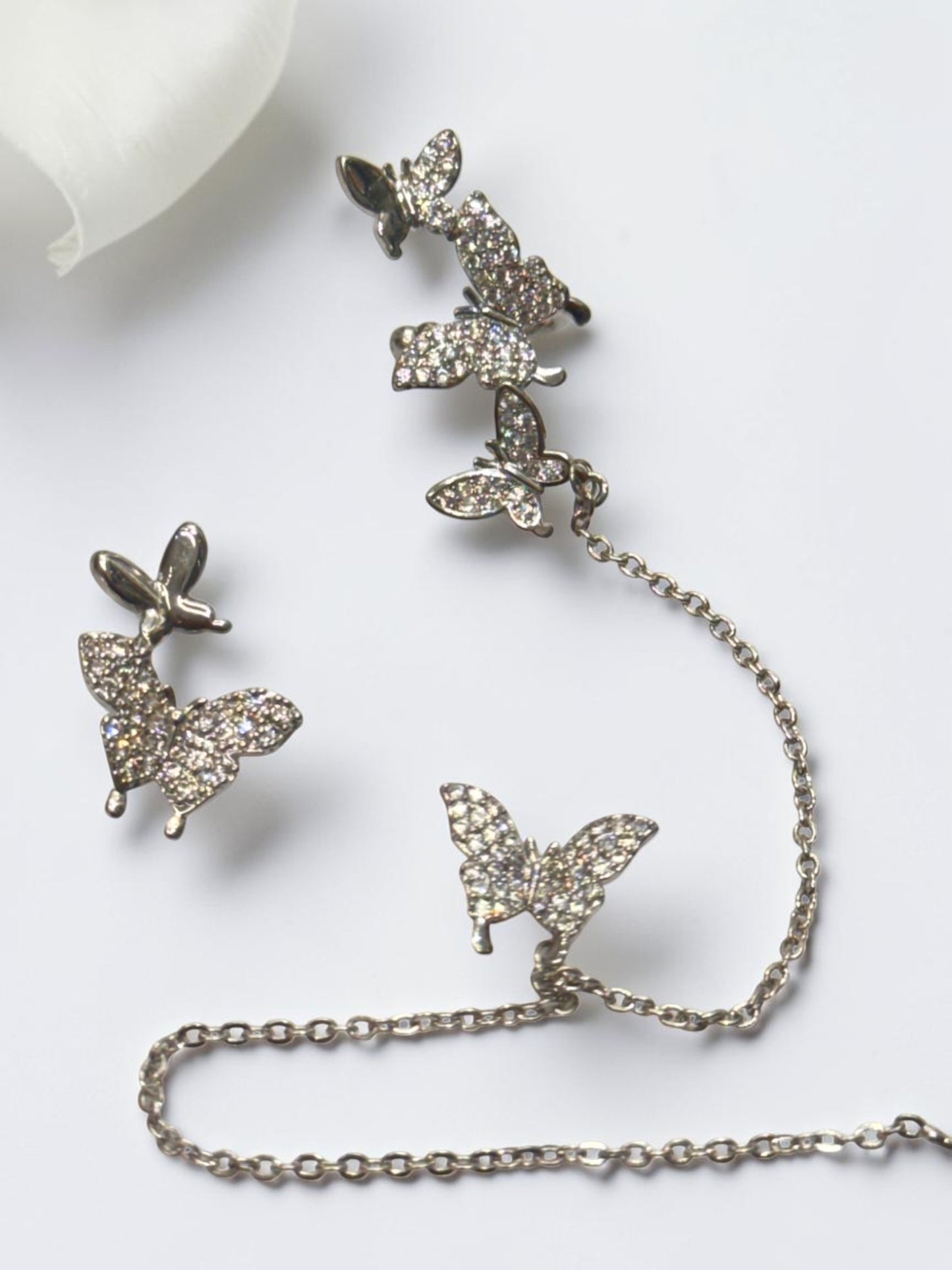 SILVER DIAMOND BUTTERFLY LESTER EAR CUFF