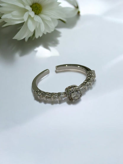SILVER DIAMOND PORTER RING