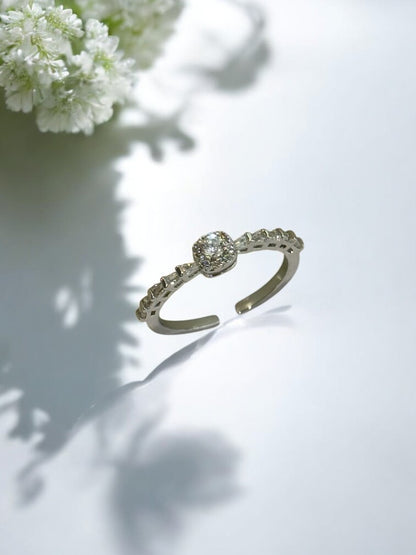 SILVER DIAMOND PORTER RING