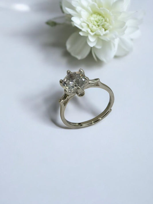 SILVER DIAMOND RYLAND RING