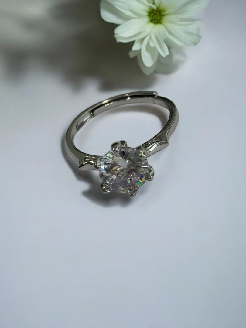SILVER DIAMOND RYLAND RING