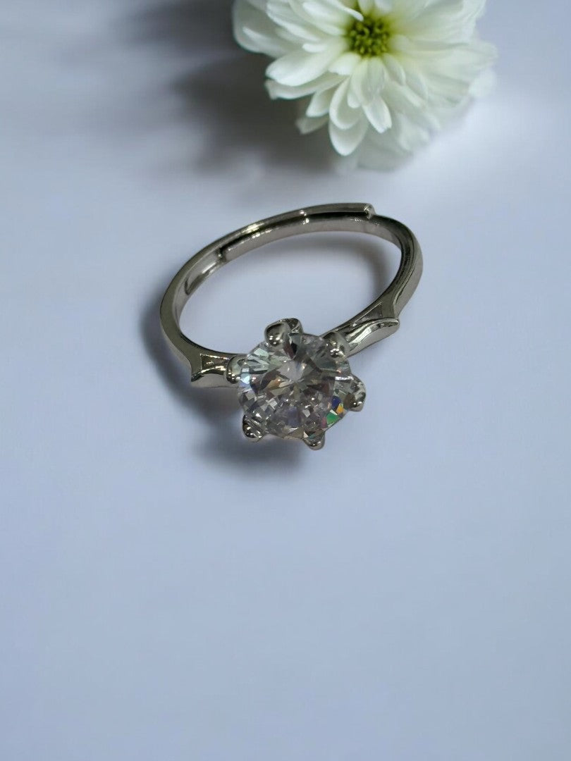 SILVER DIAMOND RYLAND RING