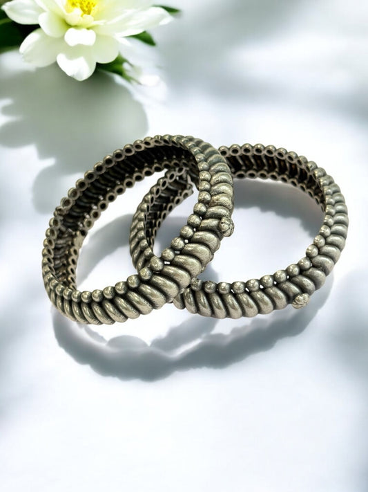 SILVER KUMUDI GERMAN SILVER BANGLE