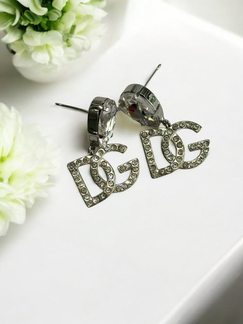 92.5 SILVER PLATED DOWN DROP STONE BRANDED EARRING