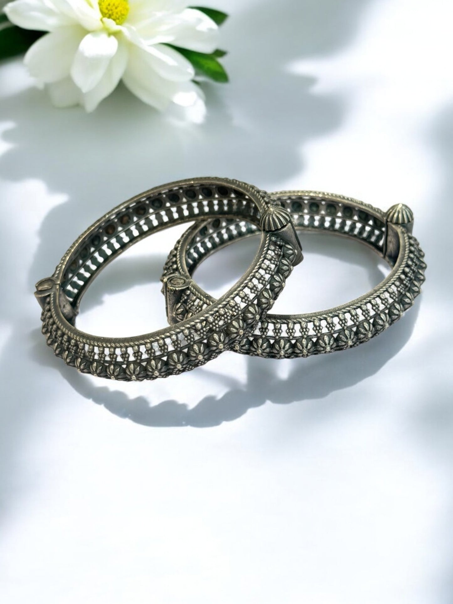 SILVER EELA GERMAN SILVER BANGLE