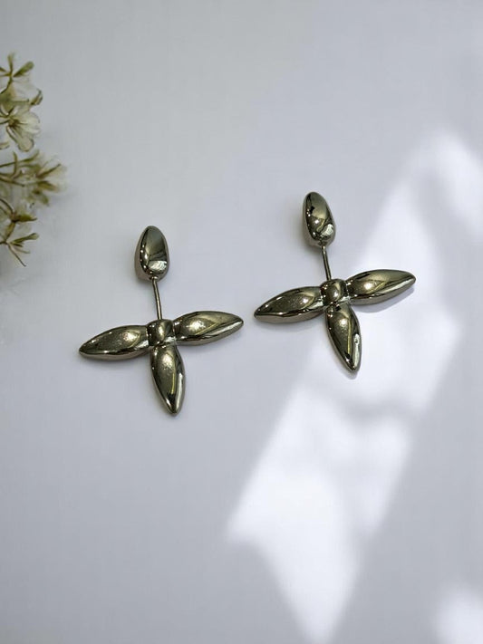 SILVER LOUIS VUITTON STUD