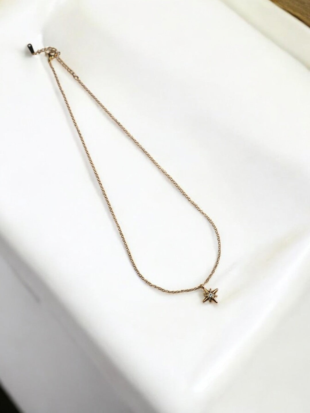 GOLDEN CHAIN WITH SHINING DIAMOND AND STAR