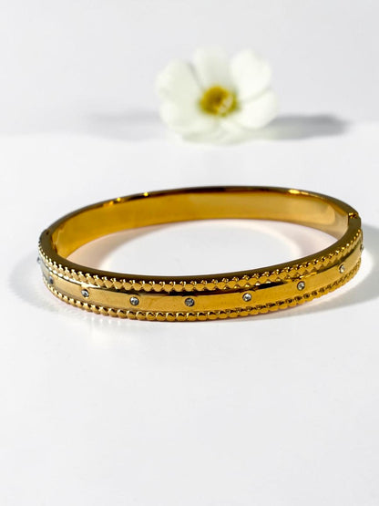 GOLDEN DIAMOND DAZZLE BRACELET