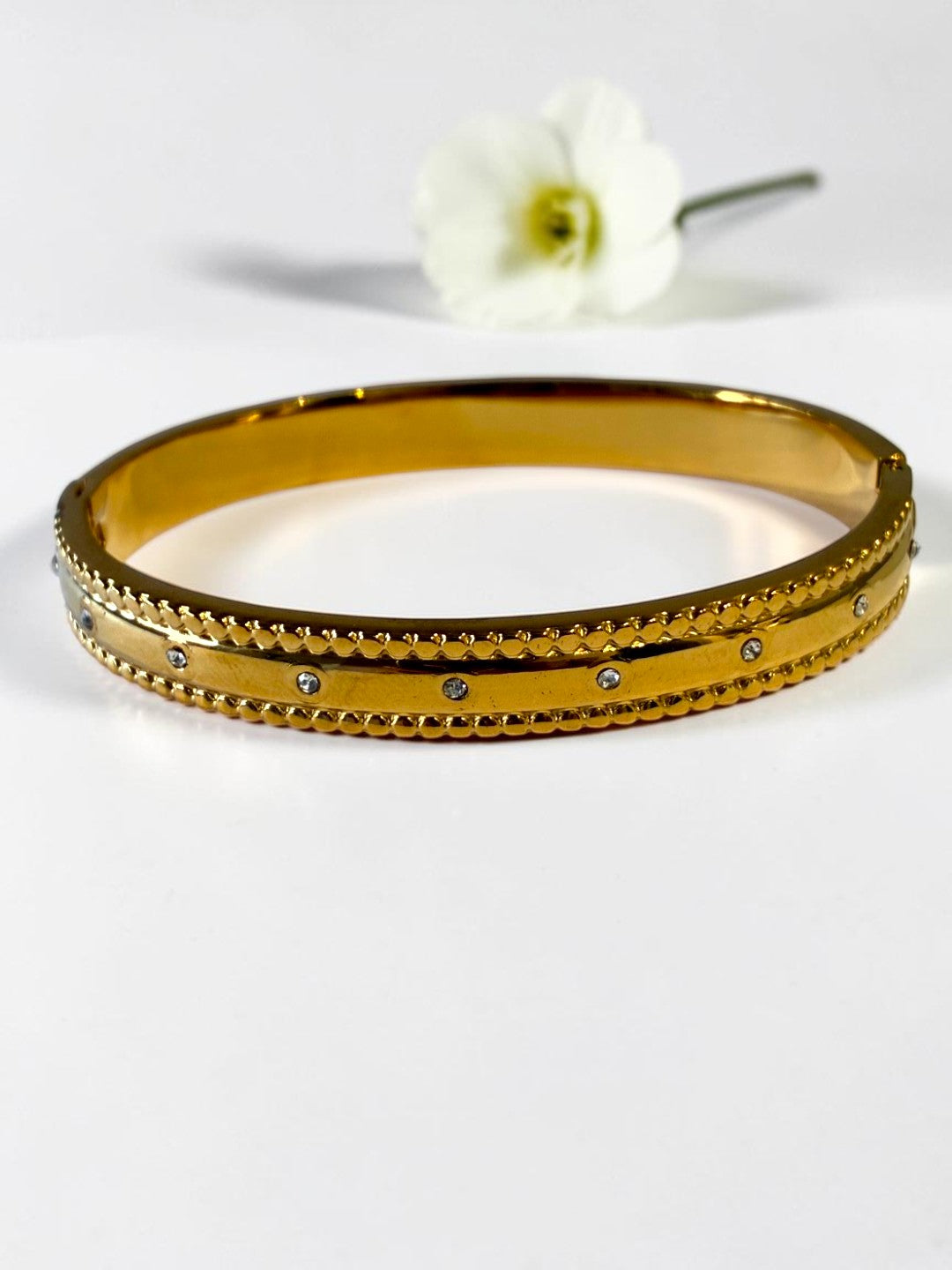 GOLDEN DIAMOND DAZZLE BRACELET