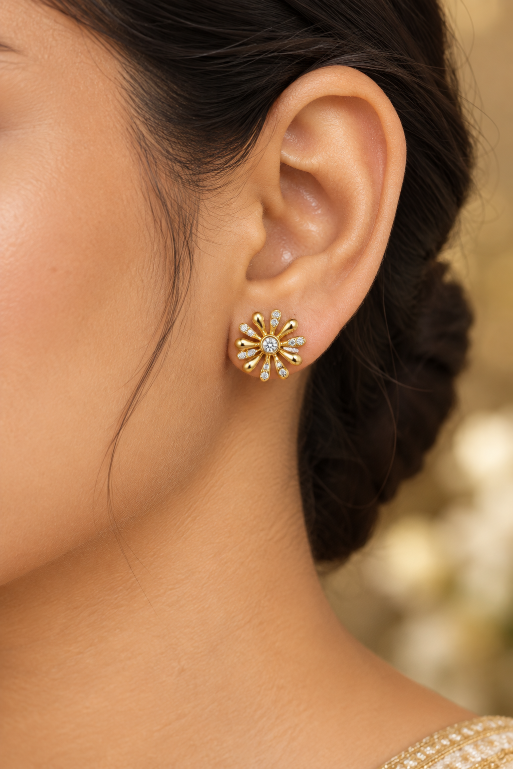 GOLDEN DIAMOND FLORAL SEREN EARRINGS