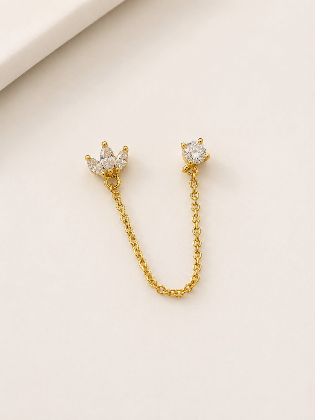 GOLDEN FLORAL DIAMOND BLAKE BALL BACKEARRINGS
