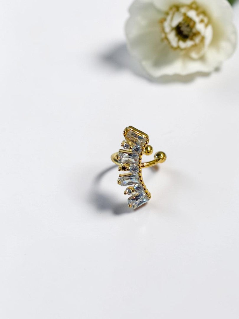 GOLDEN DIAMOND TESSA EAR CUFF