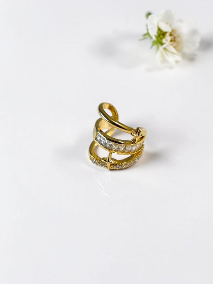 GOLDEN DIAMOND JAYLANI EAR CUFF